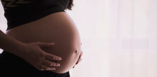 Jak pozbyć się rozstępów po ciąży?