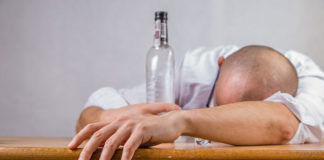 Czy olejek CBD łagodzi efekty spożywania alkoholu?