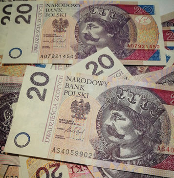 Kredyt dla zadłużonych a umowa zlecenie