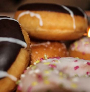 Przepis na pączki z powidłami śliwkowymi