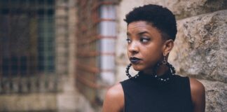 Jak długo boli kolczyk w nosie?