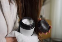W jaki sposób zadbać o suche i zniszczone włosy
