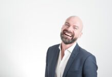 Co to jest smoking ubranie?